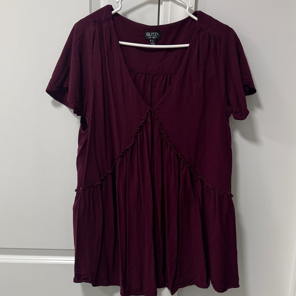 Women's Burgundy Top
